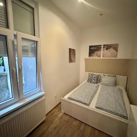 S6 - Promo Next To Gozsdu Garden Apartment *