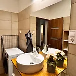 Apartment S6 - Promo Next To Gozsdu Garden Budapest